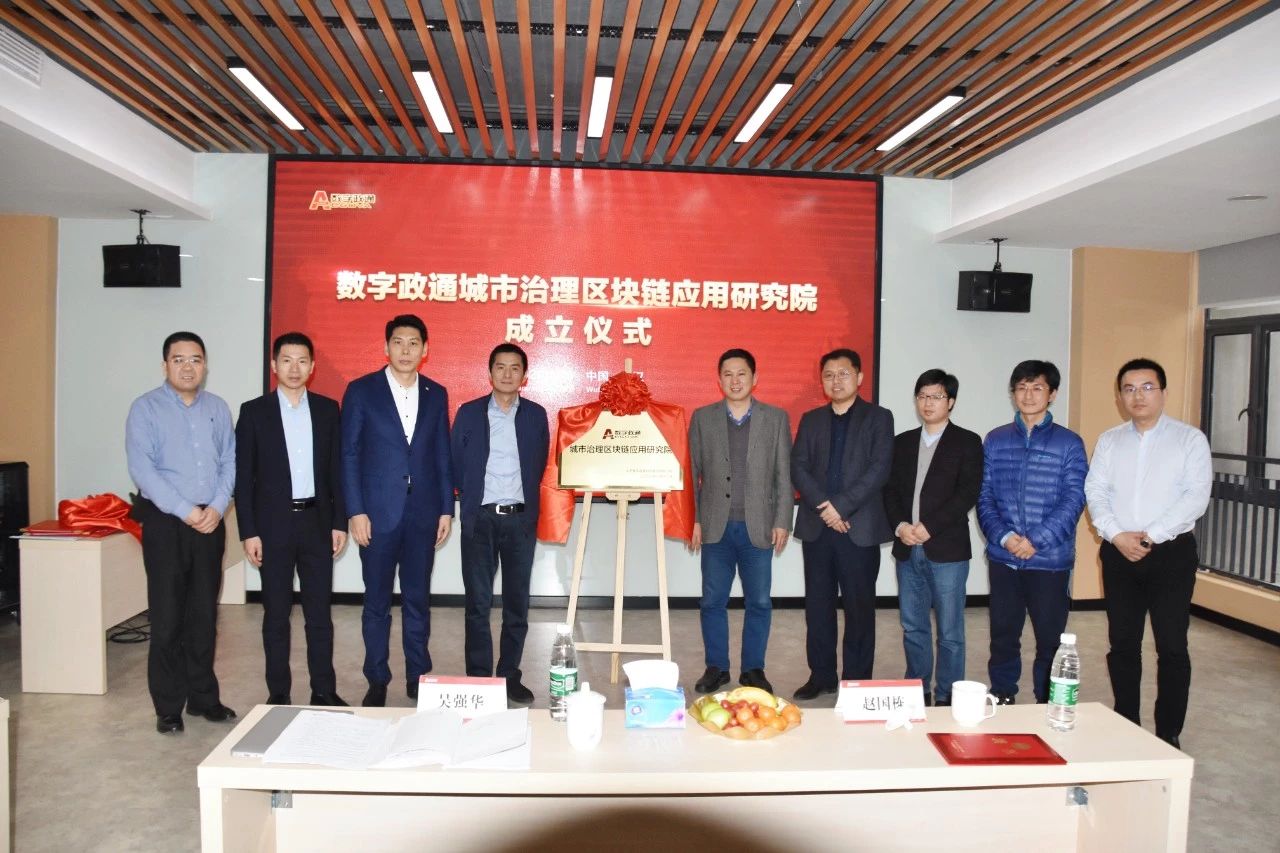 1678167393408643.jpg 72255f56afe311bb11a2bef3a46b8401.jpg