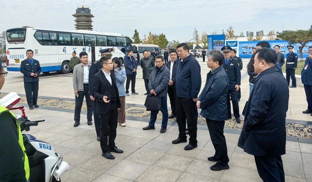 1709779242364949.jpg 1700802762704127.jpg