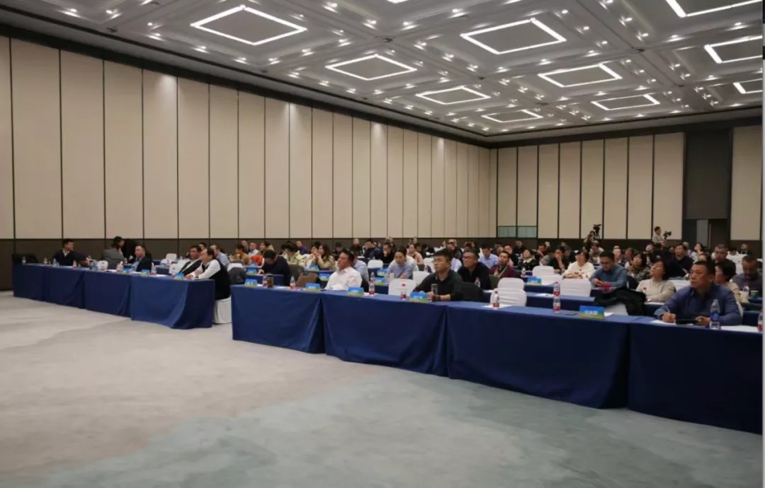 1735124509306476.jpg 640 (1).jpg